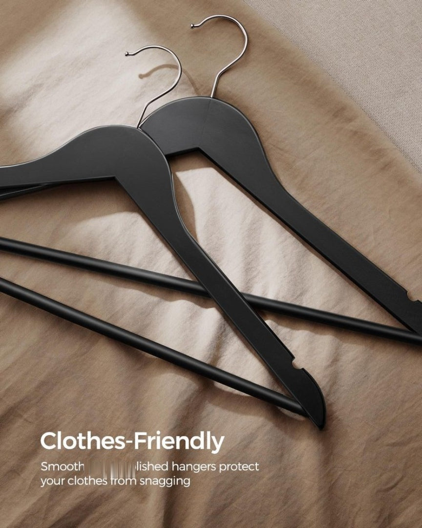 Wood Coat Hangers 20 Pack With Shoulder Notches – product view 5 | Stanwick Interiors